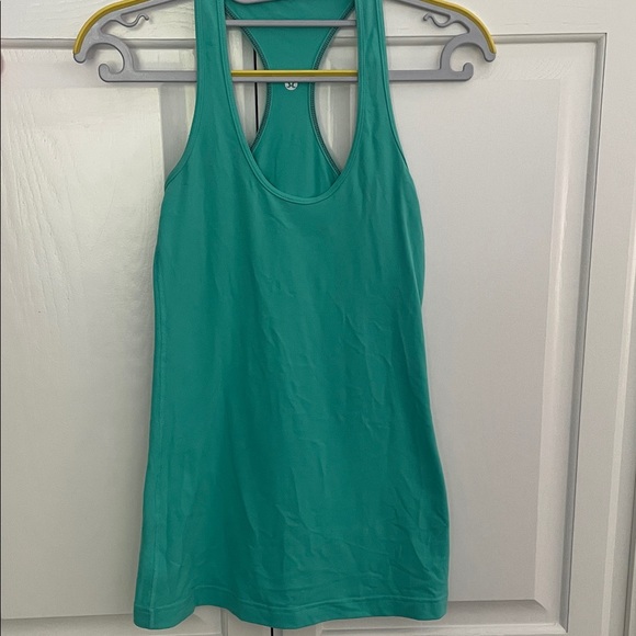 Lululemon Athletica Turquoise Tank Top - Picture 1 of 3